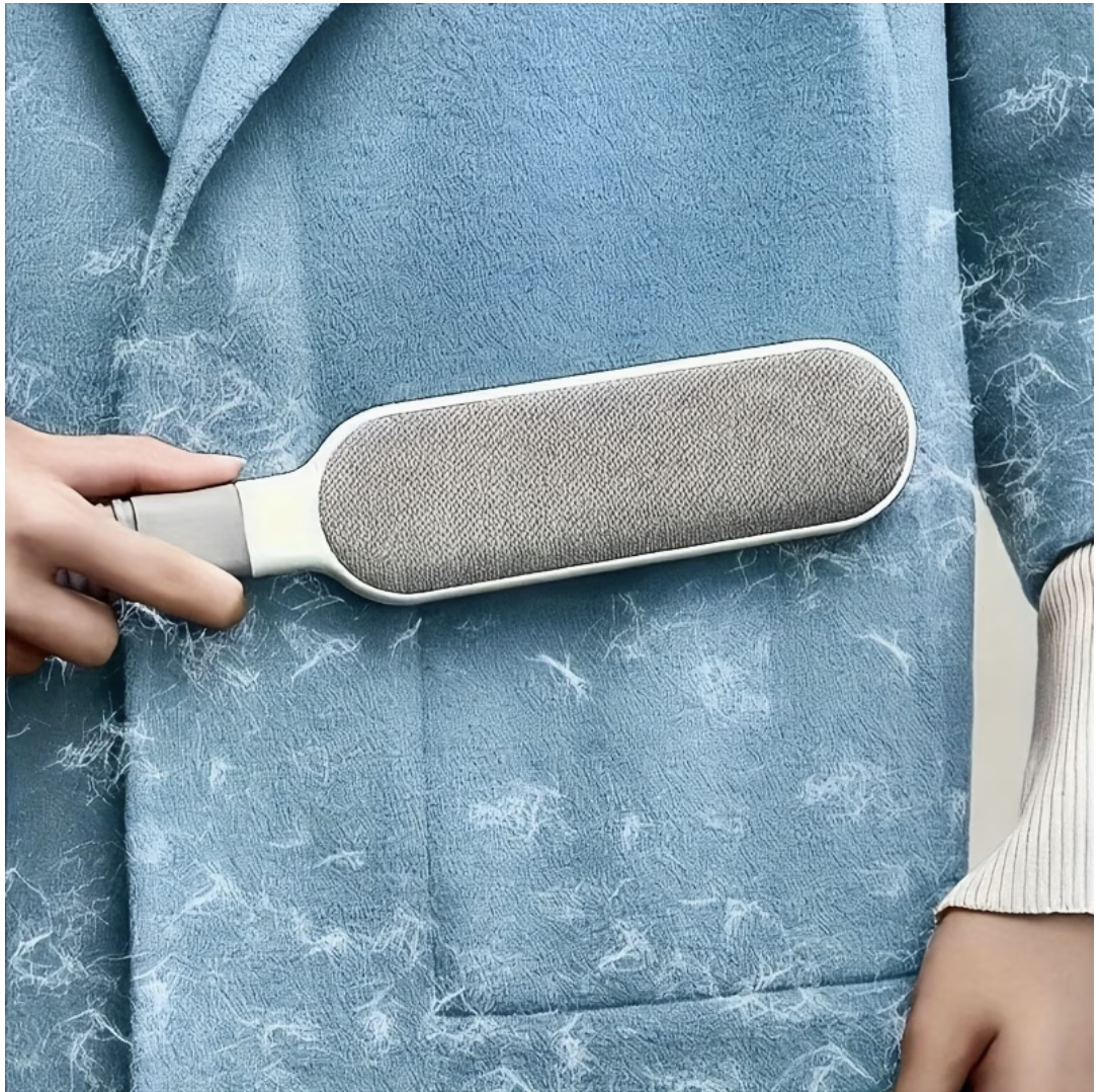 Brosse double face pour enlever les poils